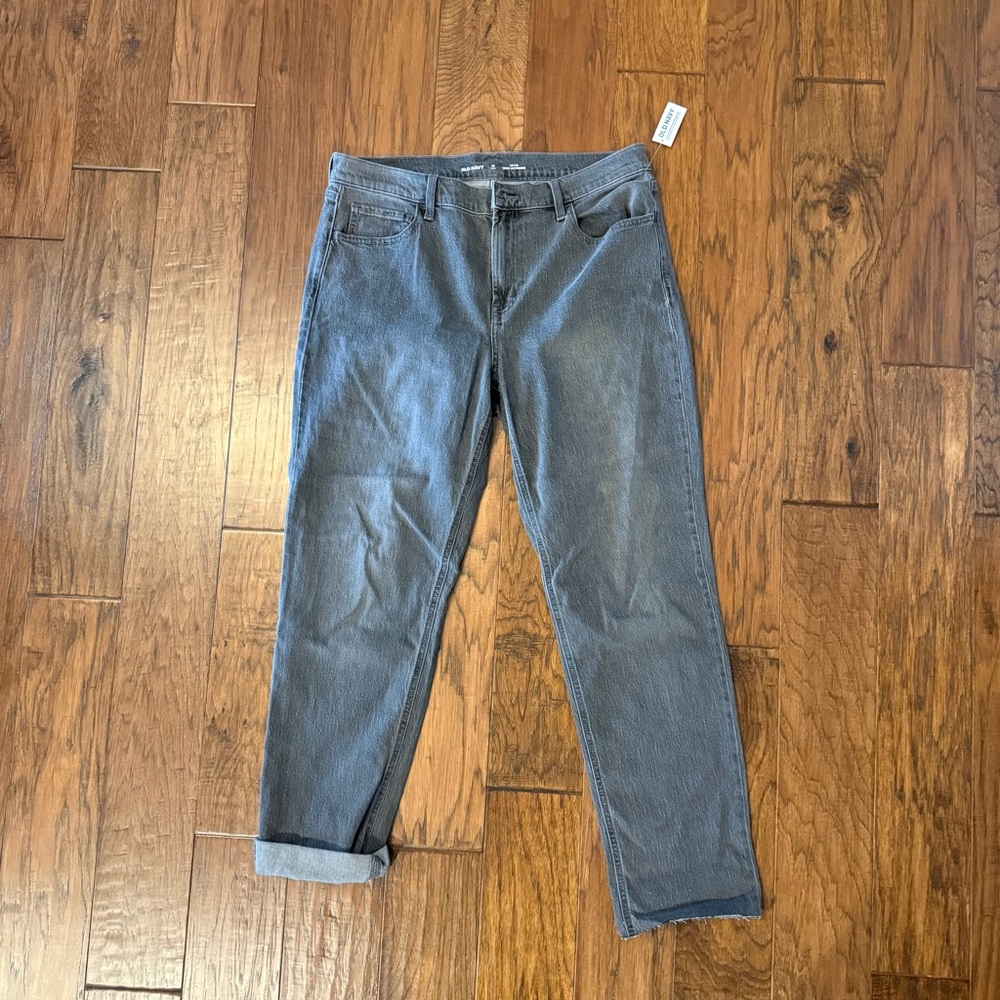 Old Navy Women's Gray Boyfriend Jeans - 12 Tall - NWT